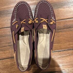 Sperry top sider boat shoes